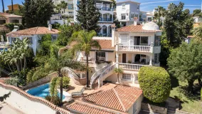 Nueva Andalucia, villa con 5 dormitorios en venta