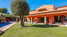 Comprar villa con 5 dormitorios en Finca La Judía