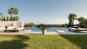 For sale Elviria 8 bedrooms villa