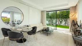 Se vende villa con 4 dormitorios en Rio Verde Playa