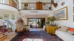 For sale villa in Sotogrande with 9 bedrooms