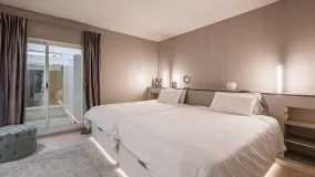 Buy apartment in Las Lomas del Marbella Club