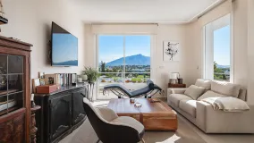 For sale penthouse in Guadalmina Alta with 3 bedrooms