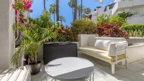 Alcazaba Beach ground floor apartment for sale