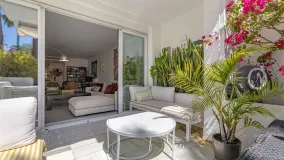 Alcazaba Beach ground floor apartment for sale