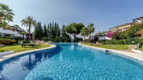 For sale ground floor apartment in Sierra Blanca with 3 bedrooms