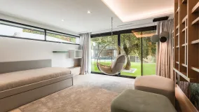 For sale villa with 8 bedrooms in El Madroñal