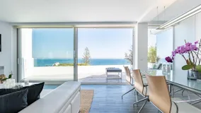 Duplex penthouse for sale in Calahonda Playa with 2 bedrooms