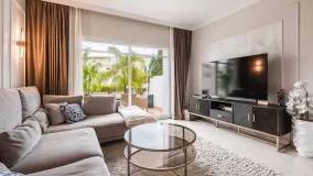 Duplex penthouse with 3 bedrooms for sale in Aloha Gardens