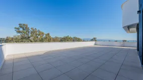 For sale penthouse with 4 bedrooms in Torremolinos