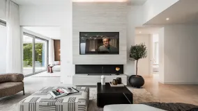 For sale 5 bedrooms villa in El Paraiso