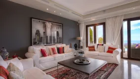 5 bedrooms villa in Benahavis for sale