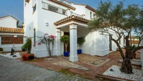 Buy Sotogrande Costa villa with 7 bedrooms