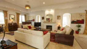 Buy Sotogrande Costa villa with 7 bedrooms