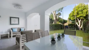 Adosado en venta en Estepona