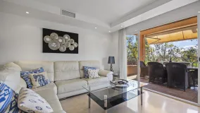 Apartamento de 4 dormitorios en venta en Marbella