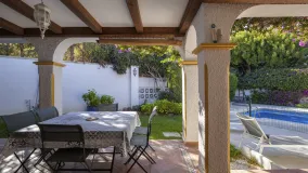 Buy Guadalmina Alta 4 bedrooms villa