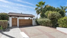 For sale villa in Altos del Paraiso with 6 bedrooms