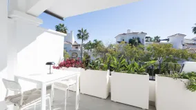 Los Naranjos town house for sale
