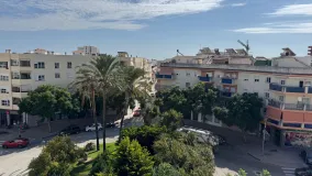 4 bedrooms penthouse in Estepona Centre for sale