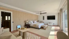 Villa de 5 dormitorios en venta en El Paraiso