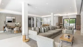 Villa in El Herrojo for sale