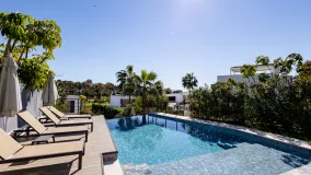Se vende villa en El Campanario con 4 dormitorios