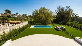 Se vende pareado en Alta Vista de 3 dormitorios