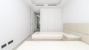 3 bedrooms The Island town house for sale