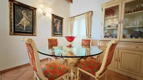 For sale villa in Marbesa
