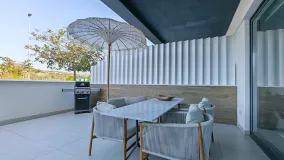 Semi detached villa for sale in Estepona with 3 bedrooms