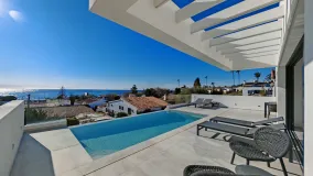 5 bedrooms villa for sale in El Chaparral