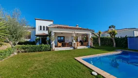 Buy Mijas Golf villa with 5 bedrooms