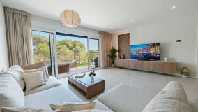 For sale town house with 4 bedrooms in Cala de Mijas