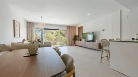 For sale town house with 4 bedrooms in Cala de Mijas