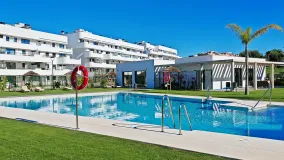 Ground floor apartment with 2 bedrooms for sale in Estepona