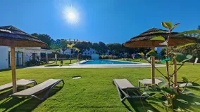 Ground floor apartment with 2 bedrooms for sale in Estepona