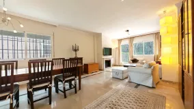 Casa en venta de 5 dormitorios en Las Chapas