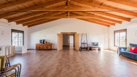 Comprar villa con 3 dormitorios en El Padron