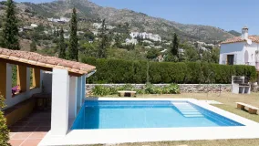 For sale villa with 5 bedrooms in Mijas