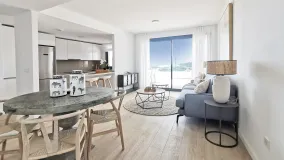 Buy apartment in Estepona