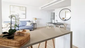 Buy apartment in Estepona