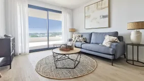 Buy apartment in Estepona