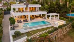 Villa a la venta en Nueva Andalucia