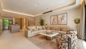 For sale town house with 4 bedrooms in Monte Marbella Club