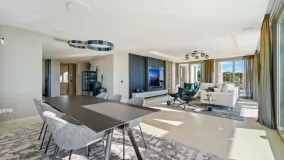 Aloha, atico duplex en venta