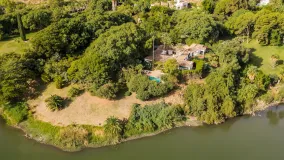 For sale 6 bedrooms villa in Benahavis