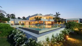 Villa de 7 dormitorios a la venta en La Cerquilla