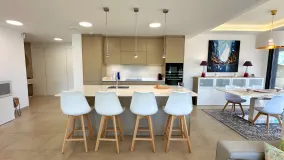 For sale apartment with 3 bedrooms in El Campanario Hills