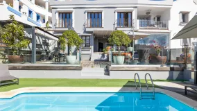 Town house for sale in Benahavis with 5 bedrooms